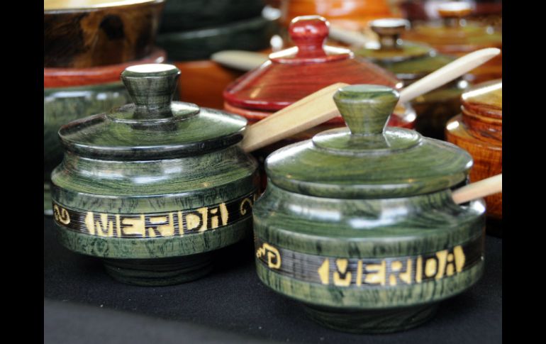 Sobre las mesas de exhibición habían porciones de mechado, relleno blanco y negro, tamalitos entre otros platillos. NTX / ARCHIVO