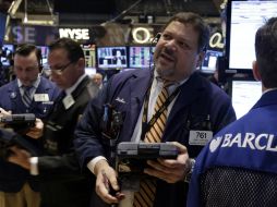 La bolsa de valores de Nueva York moderó las pérdidas en la recta final. AP / ARCHIVO