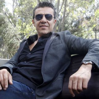 Adrián Uribe le da otro nivel a la comedia