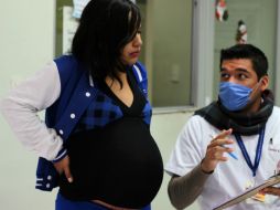 El ginecólogo Celis González señaló que es importante proveer a las mujeres de las medidas de salud en cada etapa de su vida. EL INFORMADOR / ARCHIVO