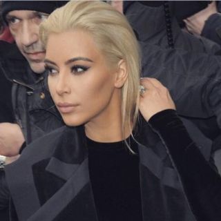 Kim Kardashian sorprende con cambio de 'look'