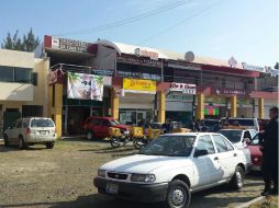 Sin efectuar disparo alguno, los policías detuvieron a José de Jesús Cruz Velázquez y Daniel Abraham Hernández Aguayo. ESPECIAL / Policía de Zapopan