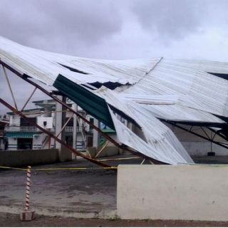 Vientos dejan daños en 10 municipios de Veracruz