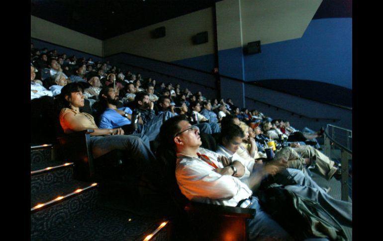 Canacine considera que faltó difusión para que la población tomara los jueves como el inicio del fin de semana. EL INFORMADOR / ARCHIVO