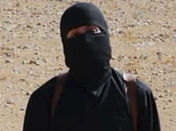 'John' nació en Kuwait y apareció en agosto en un video para anunciar el asesinato del periodista James Foley. AP / ARCHIVO