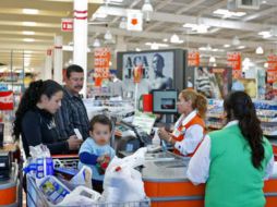 Del total del plástico generado en el País, 48% se destina a empaques y envases de alimentos. EL INFORMADOR / ARCHIVO