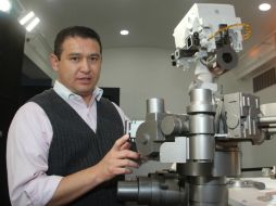 Velasco, originario de Chiapas, ganó una beca en 1996  y estudió ingeniería mecánica en la Universidad Brigham Young en Utah. EFE / I. Mejía