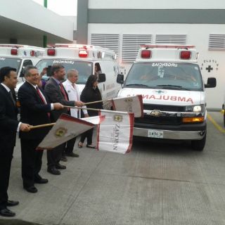 Incorporan cinco ambulancias a Cruz Verde de Zapopan