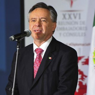 Medina Mora suma apoyo de panistas