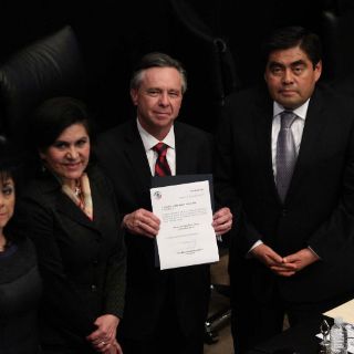 Senado vota a favor de Medina Mora como ministro de la SCJN