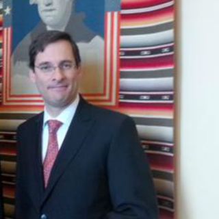 Designan a Alejandro Estivill como encargado de embajada en EU