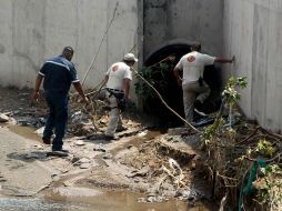 Desde hace cuatro días el SIAPA implementa un programa preventivo de desazolve. EL INFORMADOR / ARCHIVO