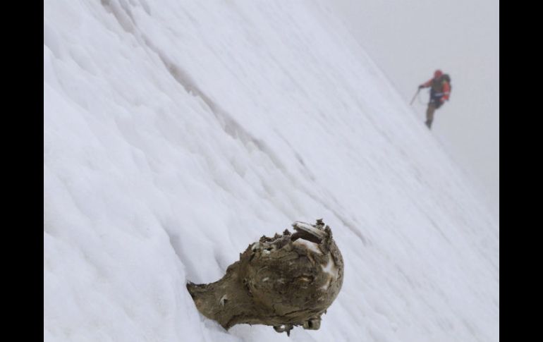 Las condiciones meteorológicas que generaron la caída de nieve seguirán durante la noche del jueves y la madrugada del viernes. EFE / ARCHIVO