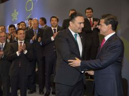 Manuel Herrera Vega y el Presidente Peña Nieto durante la 97 asamblea general ordinaria de la Concamin. SUN / Presidencia