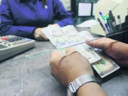 El billete verde llevaba dos días con tendencia a la baja. EL INFORMADOR / ARCHIVO