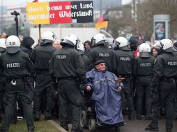 Más de mil agentes de policía se despliegan en el centro de la ciudad. EFE / O. Berg