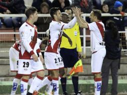 Rayo dejó atrás la dolorosa derrota frente al Barça y, con 32 puntos, se ubica en el lugar 11. EFE / V. Lerena