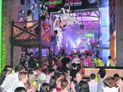 La Vaquita es uno de los antros de moda en el puerto. FACEBOOK / La Vaquita