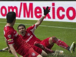 Los Diablos Rojos aprovecharon su localía y tener un hombre más. MEXSPORT / O. Aguilar