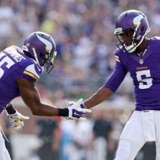 Los Vikingos liberan a su receptor Jennings