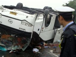 El autobús cayó de un barranco de 150 metros. NTX / ARCHIVO