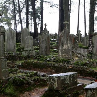 Exhuman cuerpos de opositores a Pinochet asesinados en 1981