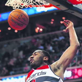 Wizards sufre de más para vencer a Blazers