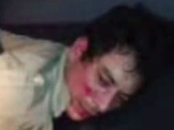 El hombre fue captado por un video tomado por otro pasajero; será sometido a una evaluación psiquiátrica. YOUTUBE / Marilyn McCoy