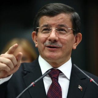 Negociar con Asad sería como hacerlo con Hitler: Turquía