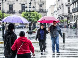 La lluvia que azota la metrópoli desde la semana pasada ya dejó algunos estragos. EL INFORMADOR / ARCHIVO