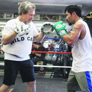 Manny Pacquiao inicia trabajos en el gimnasio
