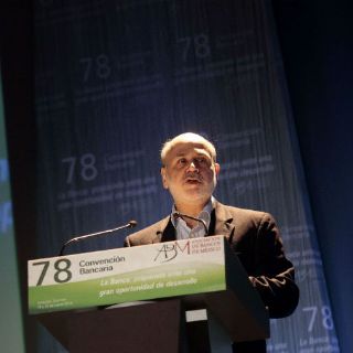 Ex presidente de la Fed respalda manejo de economía mexicana