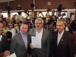 Orihuela Bárcenas es el segundo en registrarse como candidato a la gubernatura. TWITTER / @ChonOrihuela