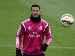 Cristiano Ronaldo tiene la oportunidad de volver a levantar el vuelo hoy en el clásico español. AFP / P. Marcou