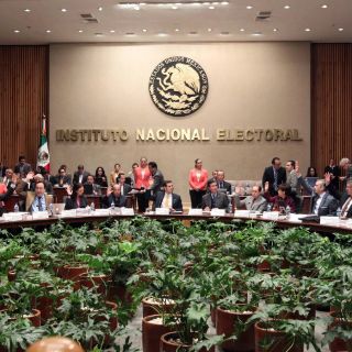 El INE recibe registro de candidatos independientes y partidos políticos