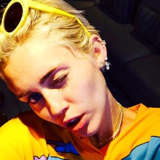 Miley Cyrus luce su trasero en Instagram