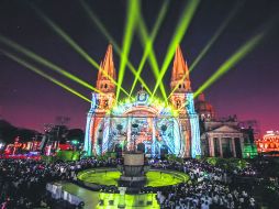 El 20 de marzo del año pasado la Catedral de Guadalajara fue iluminada con una serie de luces de colores y un show de video mapping. EL INFORMADOR / A. Hernández