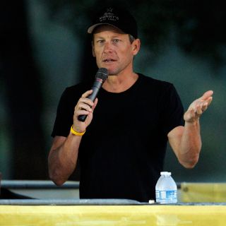 La AMA no planea perdonar a Lance Armstrong