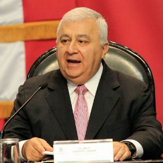 Reprueban 34 mil maestros primera evaluación: SEP