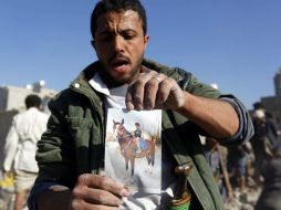 Al menos trece muertos en bombardeo saudí contra barrio yemení. EFE / Y. Arhab