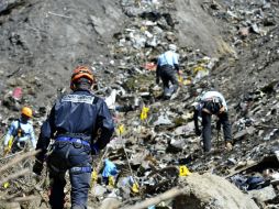 Este jueves se dio a conocer que el copiloto del vuelo 9525 estrelló el avión contra la montaña en forma deliberada. AP / French Interior Ministry