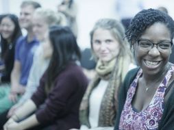 El grupo de 'Viva la Gente' está conformado por jóvenes, ya que con frecuencia renuevan su plantilla con estudiantes universitarios. ESPECIAL / Hospital Civil de Guadalajara