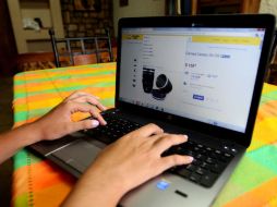 De acuerdo con la Asociación Mexicana de Internet (Amipci), las personas que compran vuelve a tener la intención de hacerlo nuevamente. EL INFORMADOR / ARCHIVO