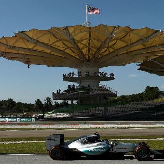 Rosberg, el más rápido en Malasia