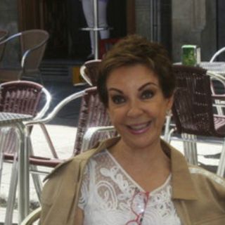 Hijo de Marta Sahagún se registra para contender en Celaya