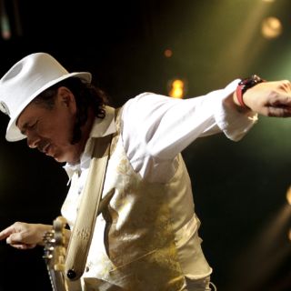 Concierto de Carlos Santana, vigilado por más de mil policías