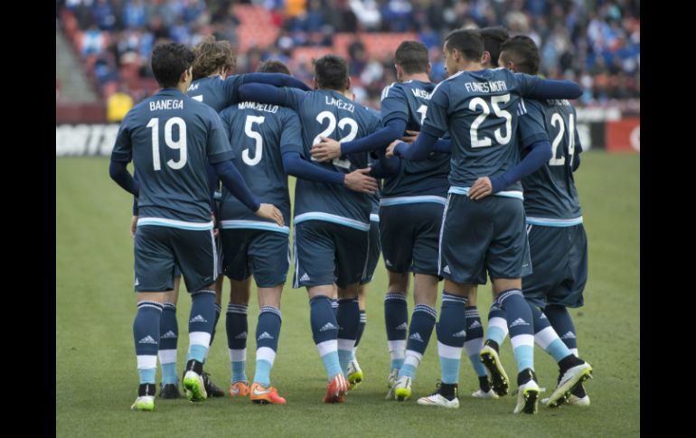 Argentina dominó el partido a voluntad pero escasamente exhibió capacidad decisoria en el área adversaria. EFE / S. Thew