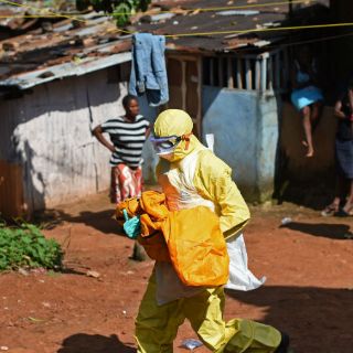 Muere mujer infectada por ébola en Liberia