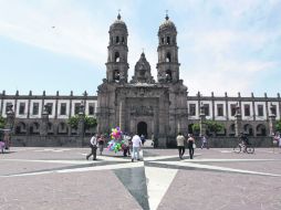 Basílica de Zapopan. Su silueta domina el horizonte del centro zapopano, y es símbolo también del Estado. EL INFORMADOR /
