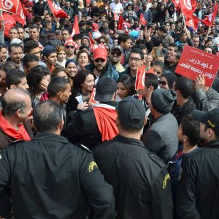 Mueren nueve militantes islamistas en redada en Túnez